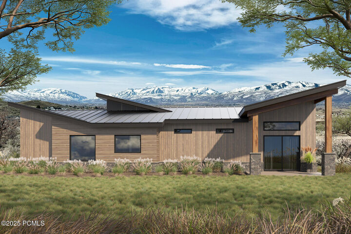 Property Photo: 1315 E Wildflower Circle UT 84032