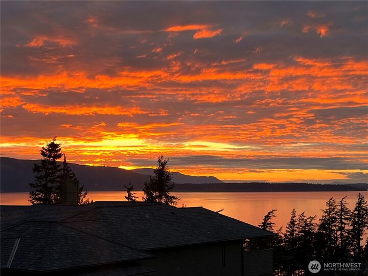 Property Photo: 414 S Clarkwood Drive WA 98225