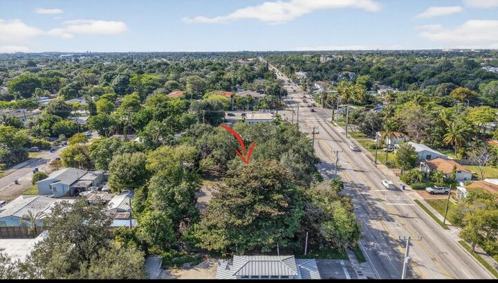 Property Photo: 314 SW 12th Street FL 33315