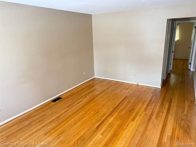 Property Photo: 6523 N Vernon Street MI 48127