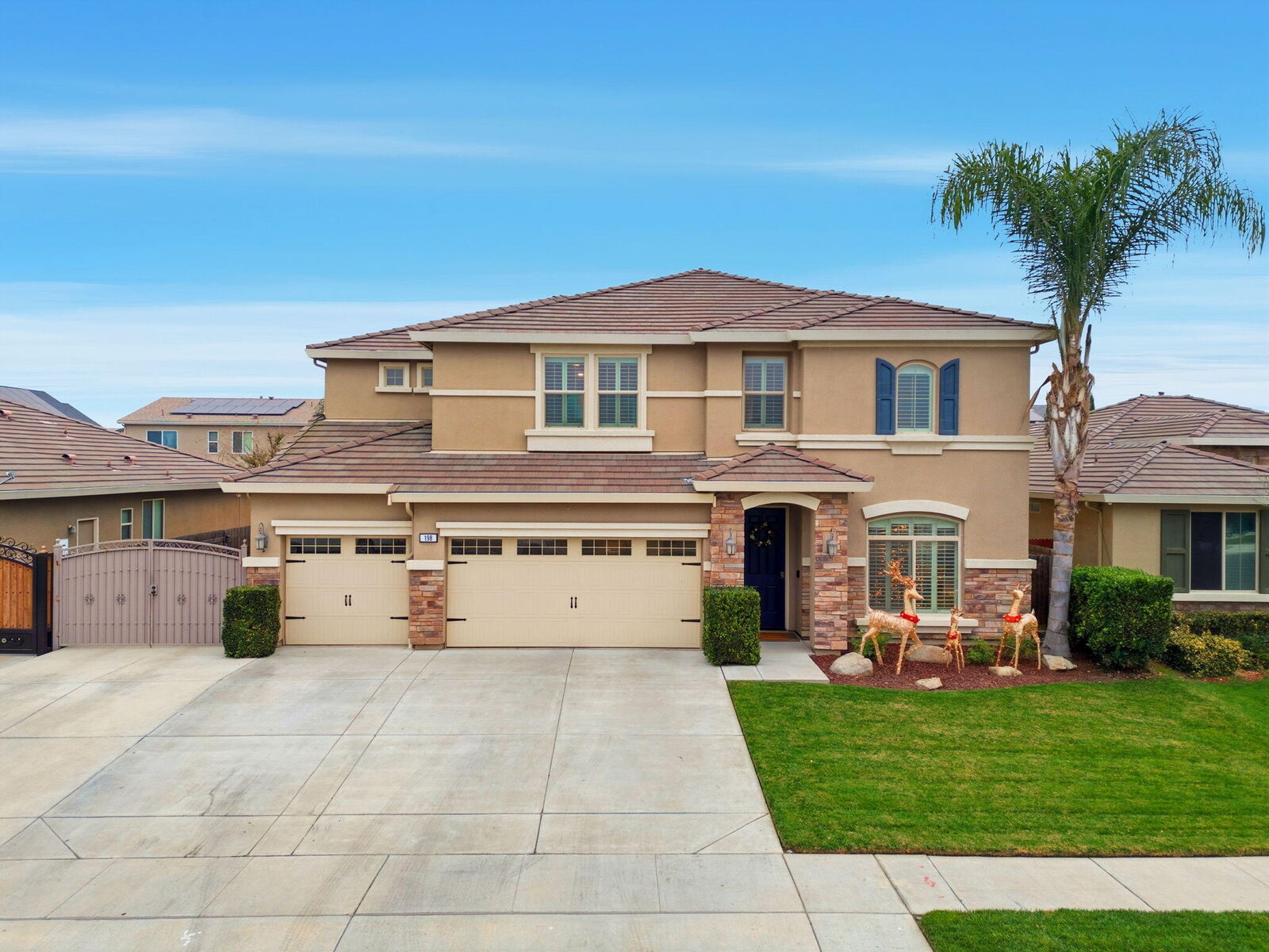 Property Photo: 198 Nelson Street CA 93274