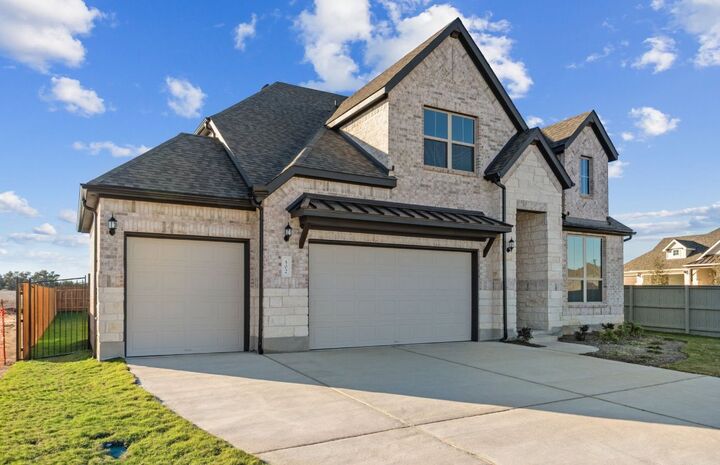 Property Photo: 502 Gitano Circle TX 78642