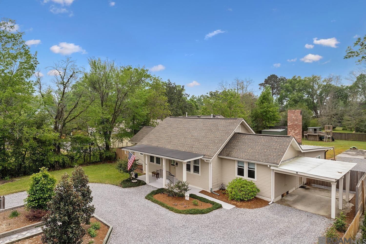 Property Photo:  3644 Hyacinth Ave  LA 70808 