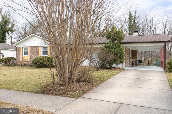 Property Photo:  9410 Dashia Drive  MD 20744 