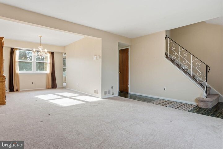 Property Photo: 2908 Wayne Turn PA 19020