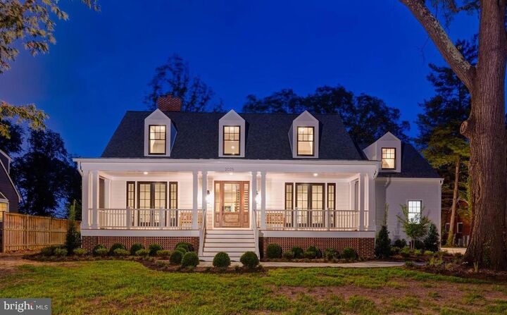 2025 Scroggins Road  Alexandria VA 22302 photo