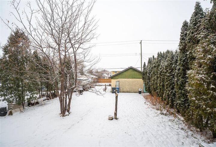 Property Photo: 390 Queen Street MB R3J 1L1