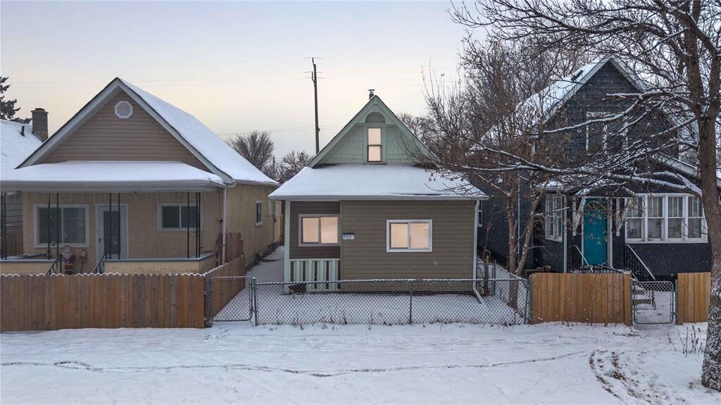 Photo de la propriété:  912 Redwood Avenue  MB R2X 0X7 