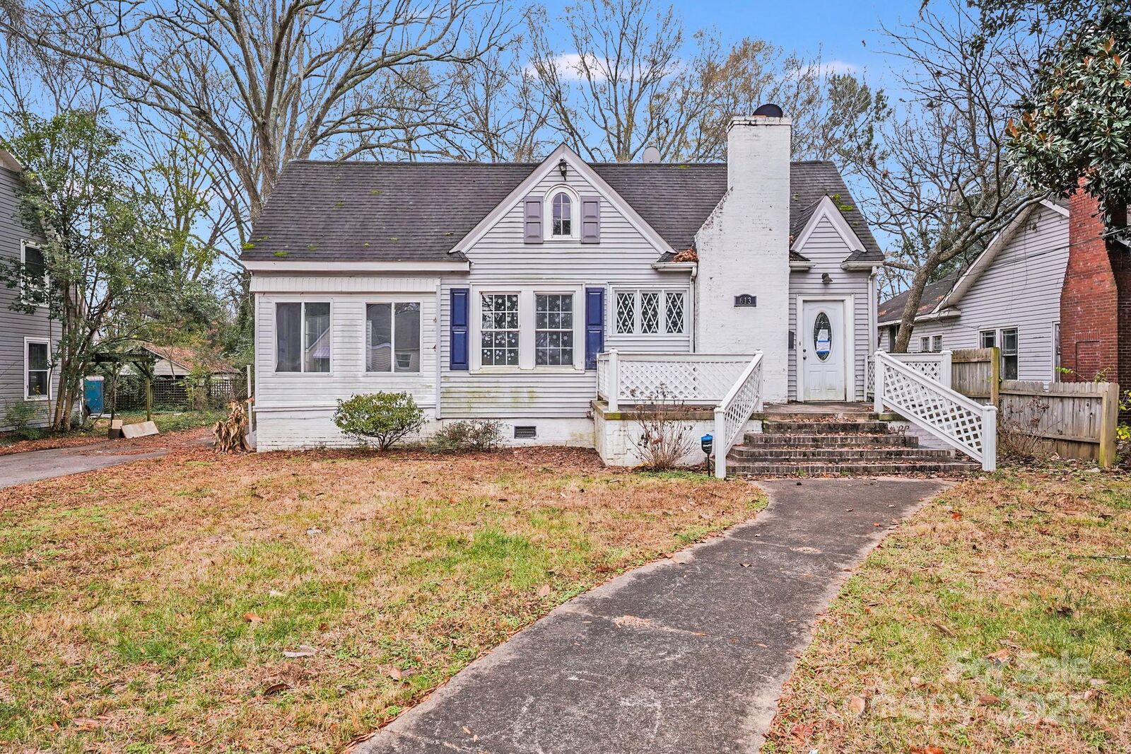 Property Photo:  613 W Graham Street  NC 28150 
