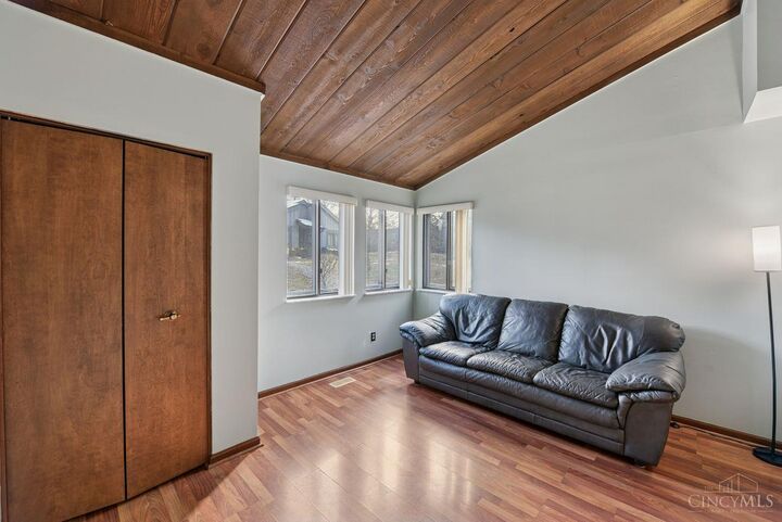 Property Photo: 6184 Quinella Way OH 45459