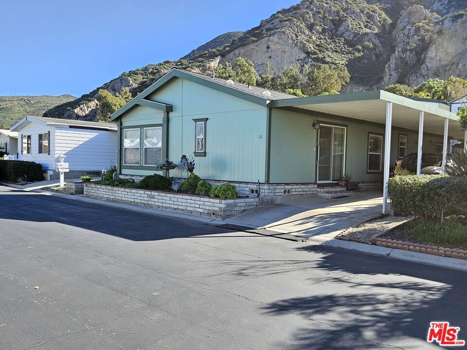 Property Photo:  16 Gitana Ave  CA 93012 