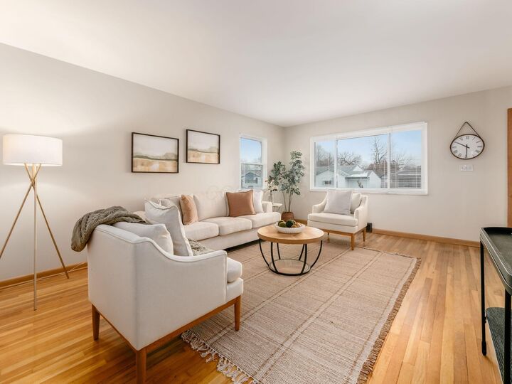 Property Photo: 771 Brixham Road OH 43204