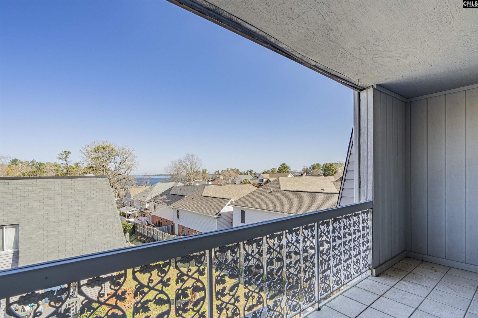 Property Photo: 301 Harbor Heights 23D SC 29072