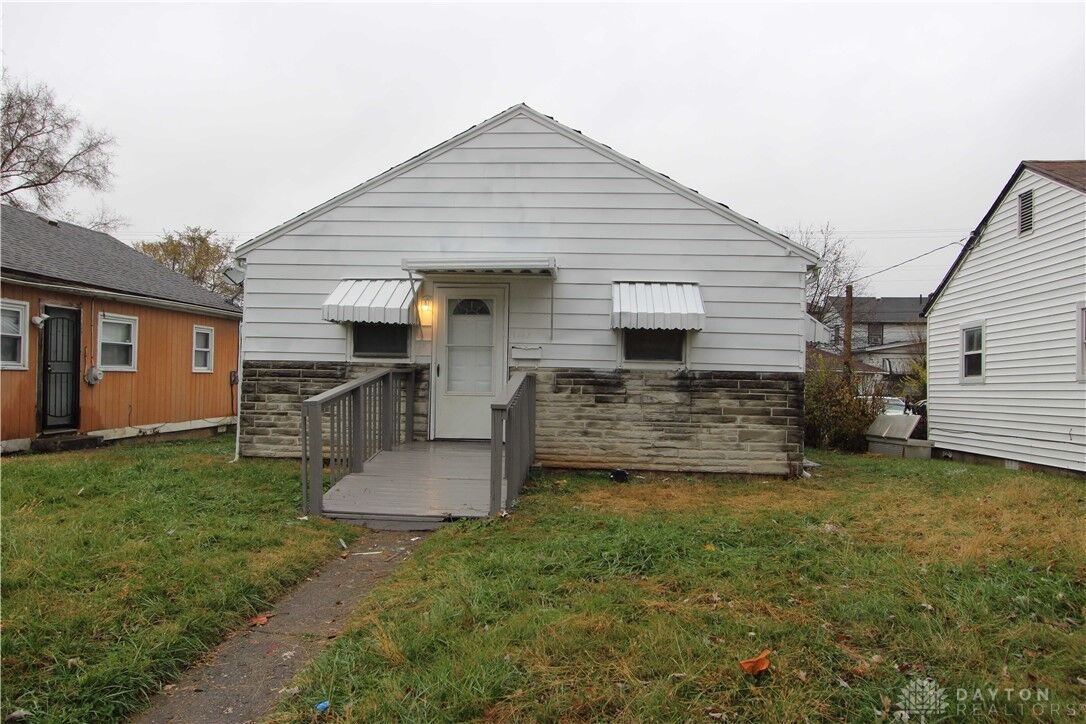 Property Photo: 1443 Tampa Avenue OH 45417