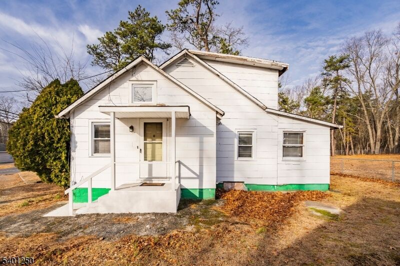 Property Photo: 491 Lakehurst Rd NJ 08015