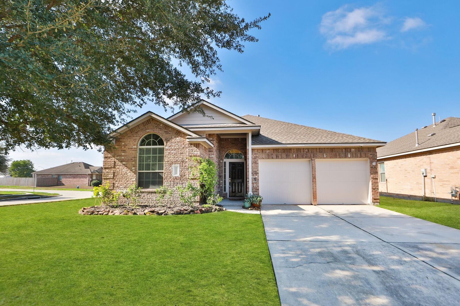 Property Photo: 22554 Stillwater Canyon Lane TX 77365