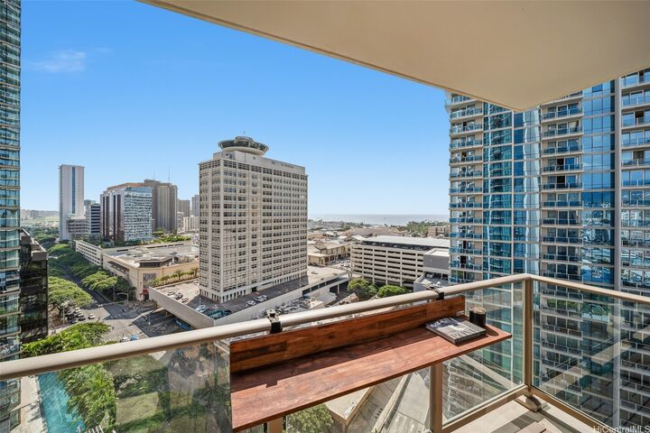 Property Photo:  1388 Kapiolani Boulevard 1801  HI 96814 