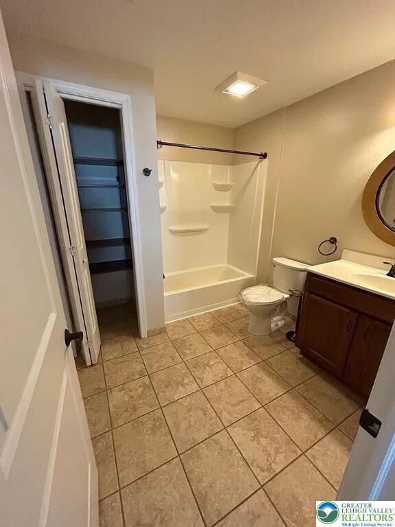 Property Photo: 528 N New Street 4 PA 18018