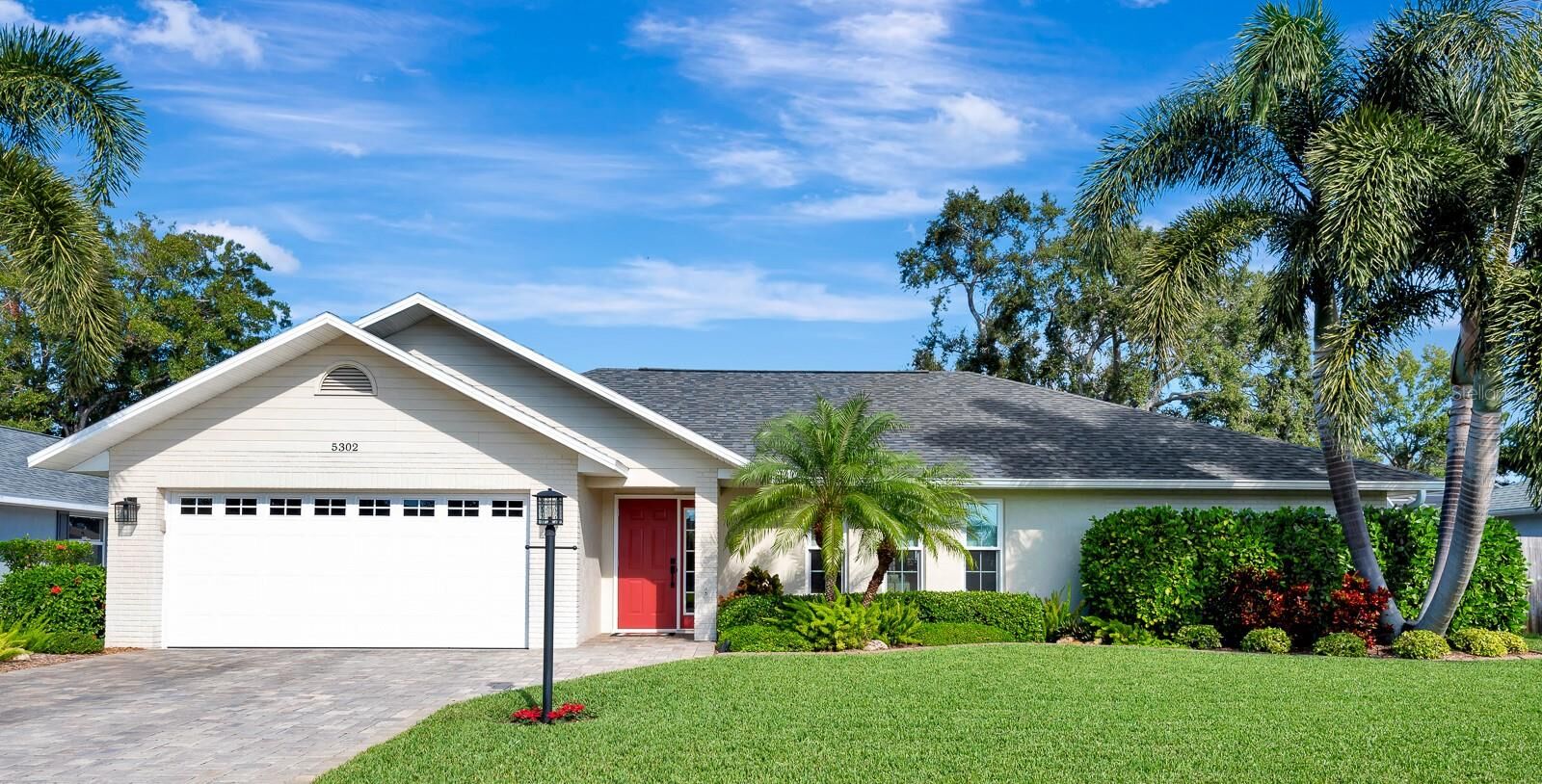 Property Photo:  5302 19th Avenue W  FL 34209 