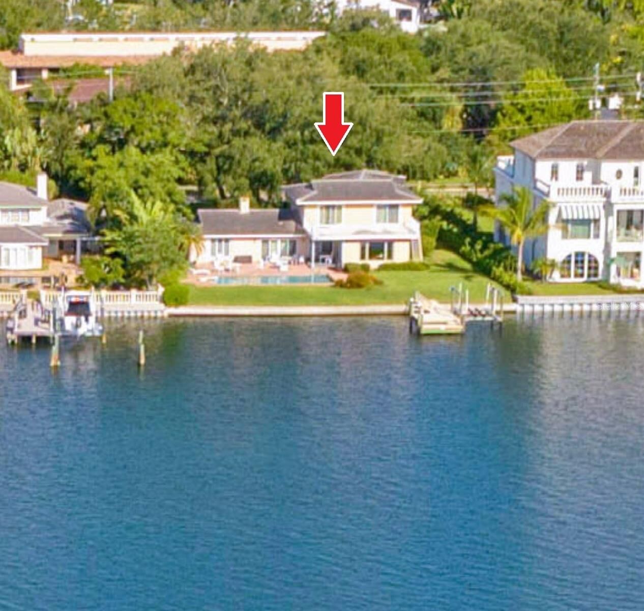 Property Photo: 1241 Snell Isle Boulevard NE FL 33704
