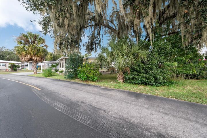 Property Photo:  2055 S Floral Avenue 329  FL 33830 