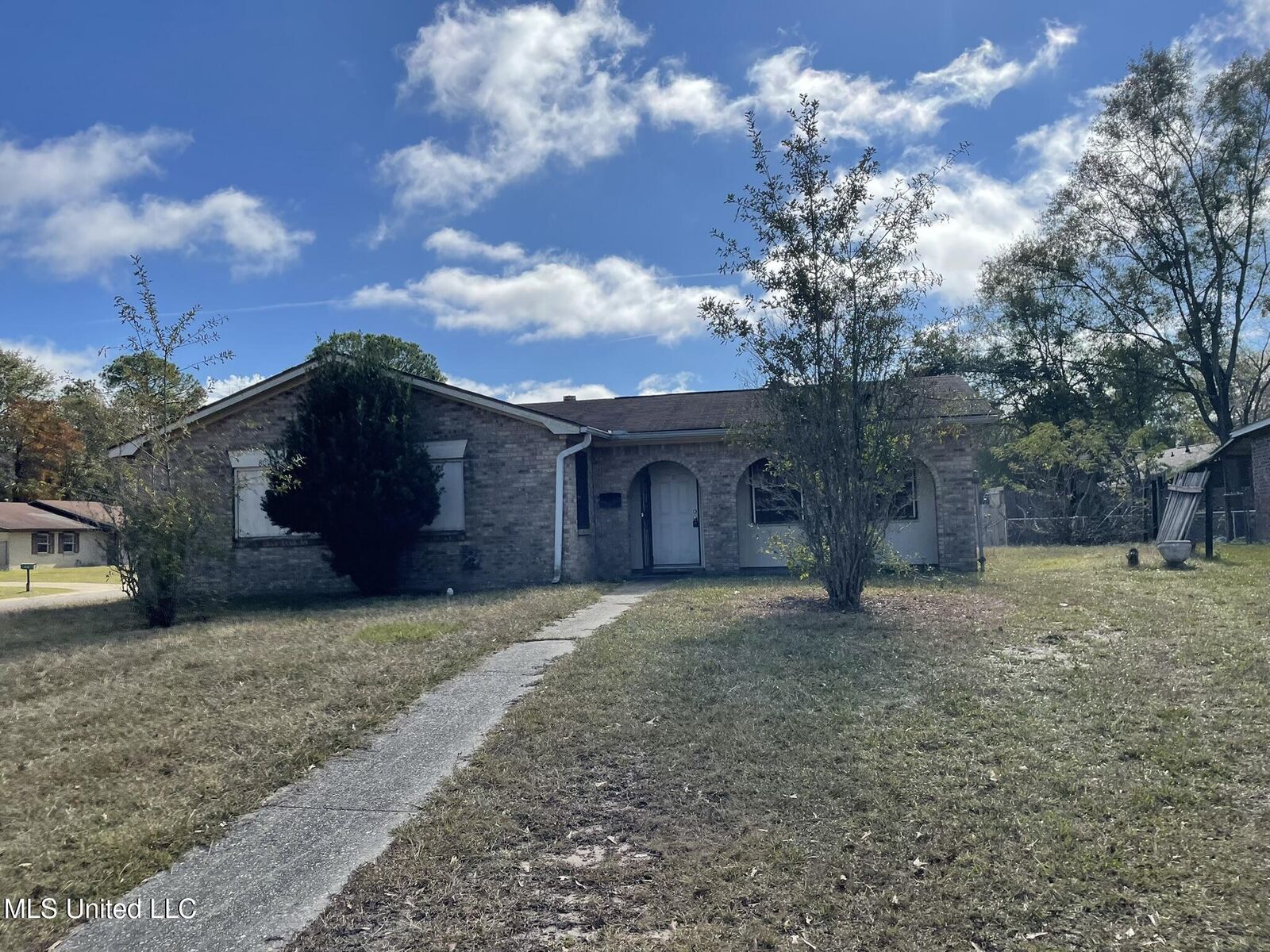 Property Photo:  801 Shirley Drive  MS 39503 