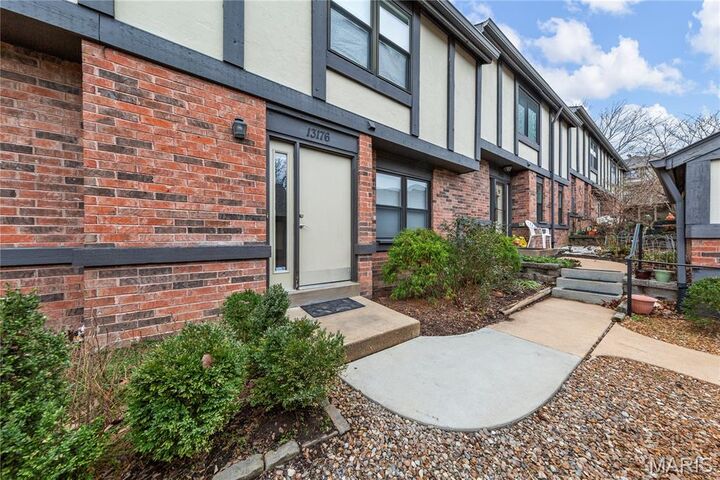 Property Photo: 13176 Royal Pines Drive MO 63146