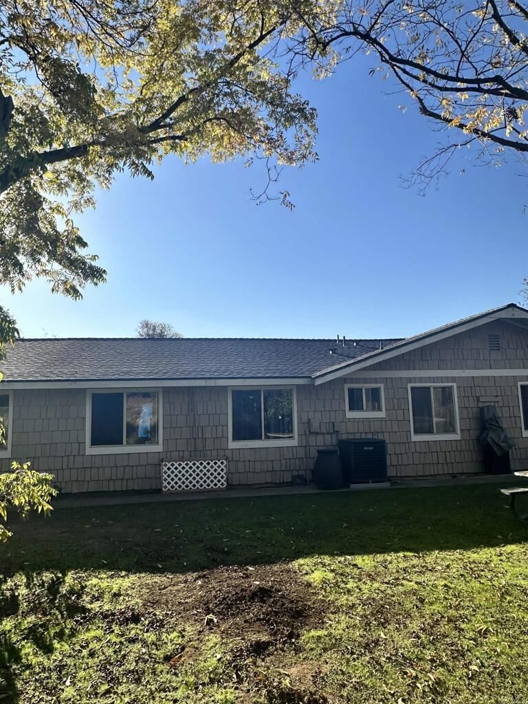 Property Photo: 2758 Kauana Loa CA 92029