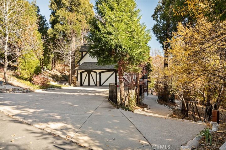 Property Photo:  267 Pheasant Run  CA 92352 