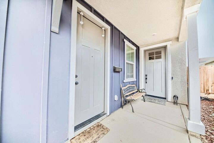 Property Photo:  397 Broadstone Court  CA 93635 