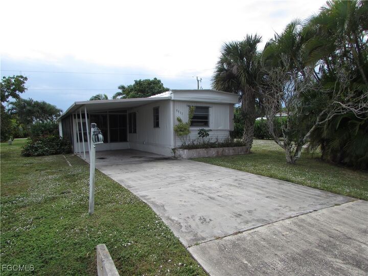Property Photo: 7711 Farrell Road FL 33922