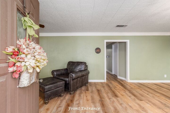 Property Photo: 776 S First Street TX 75949