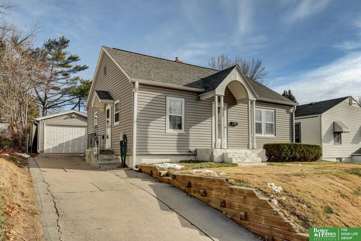 Property Photo: 2005 N 68 Street NE 68104