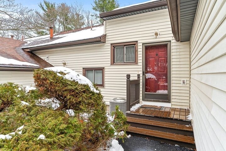 Property Photo:  14 Centercrest Dr 14  MA 01879 