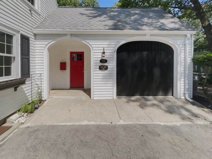 Property Photo:  337 Edgell Rd  MA 01701 