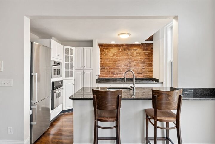 Property Photo:  662 Tremont St 3  MA 02118 