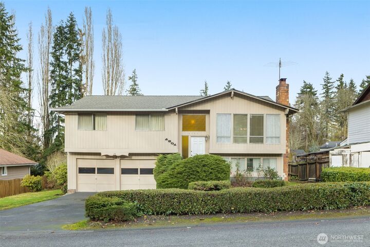 Property Photo:  4301  156th Street SW  WA 98087 