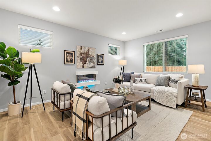 Property Photo:  24525  111th Avenue SE  WA 98030 