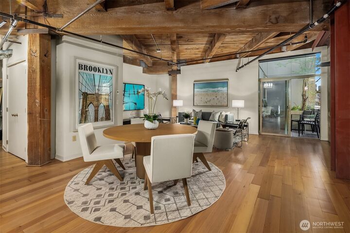 Property Photo: 1408 12th Avenue 205 WA 98122