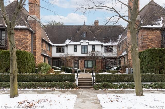 42 Cranford Lane  Grosse Pointe MI 48230 photo