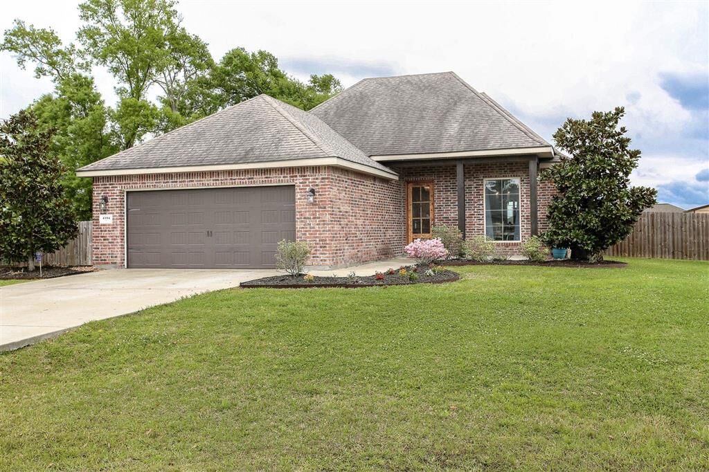 Property Photo: 4194 Camryn Road LA 70611