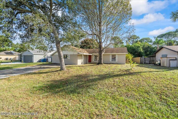Property Photo: 257 Dorado Avenue NE FL 32907