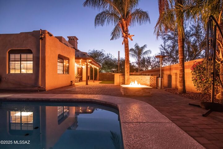 Property Photo:  12831 N Meadview Way  AZ 85755 