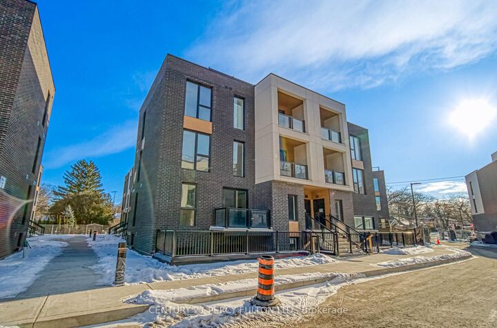 Property Photo:  178 Clonmore Drive 8  ON M1N 0B9 