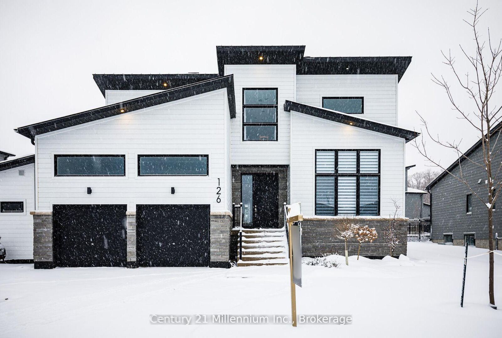 Property Photo: 126 Tekiah Road ON N0H 1J0