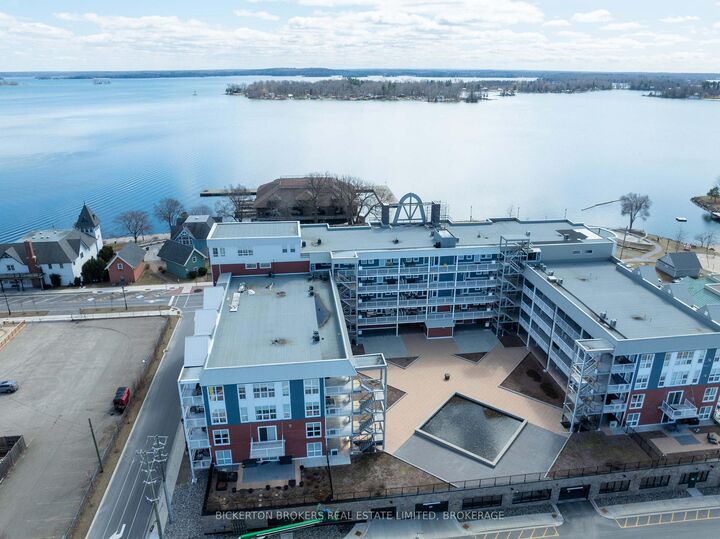 Property Photo: 130 Water Street 403 ON K7G 0A8