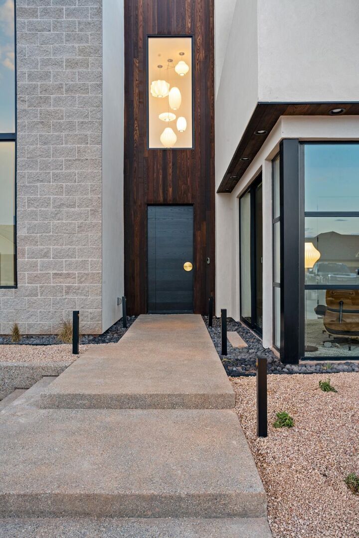 Property Photo: 3147 S Mesa Verde Cir UT 84737