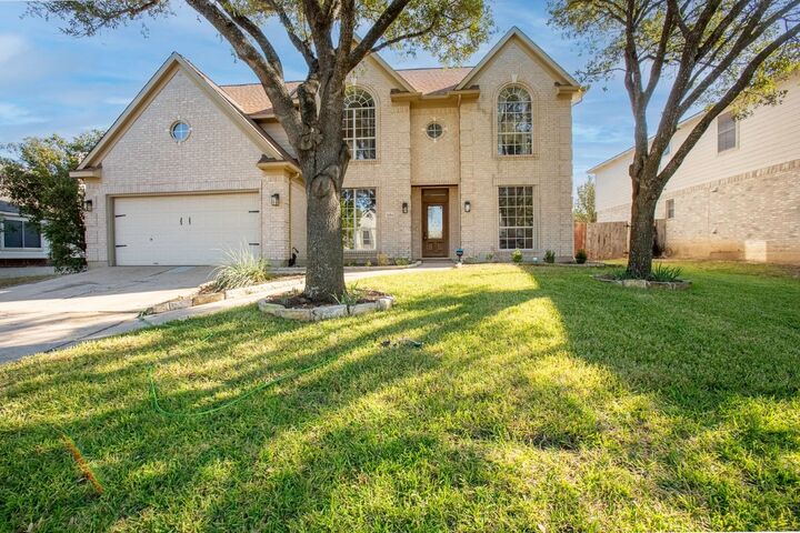 Property Photo: 7024 Thistle Hill Way TX 78754