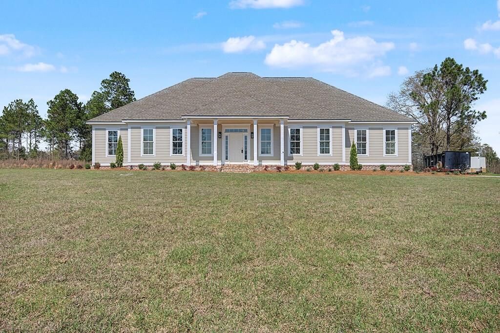 Property Photo:  101 Hazelwood Drive  GA 31763 