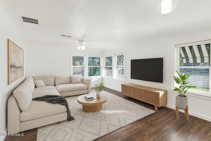 Property Photo:  488 N Washington Street  AZ 85225 